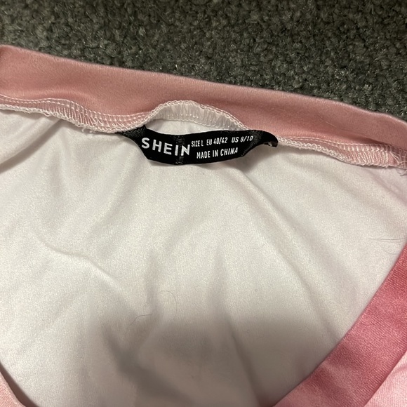 Two piece set - Picture 3 of 7